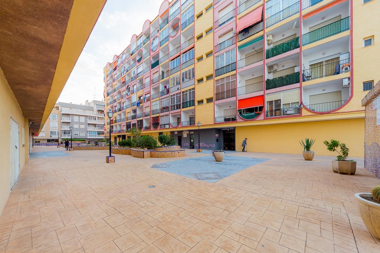 Alegria Id33 Apartment Torrevieja Bagian luar foto