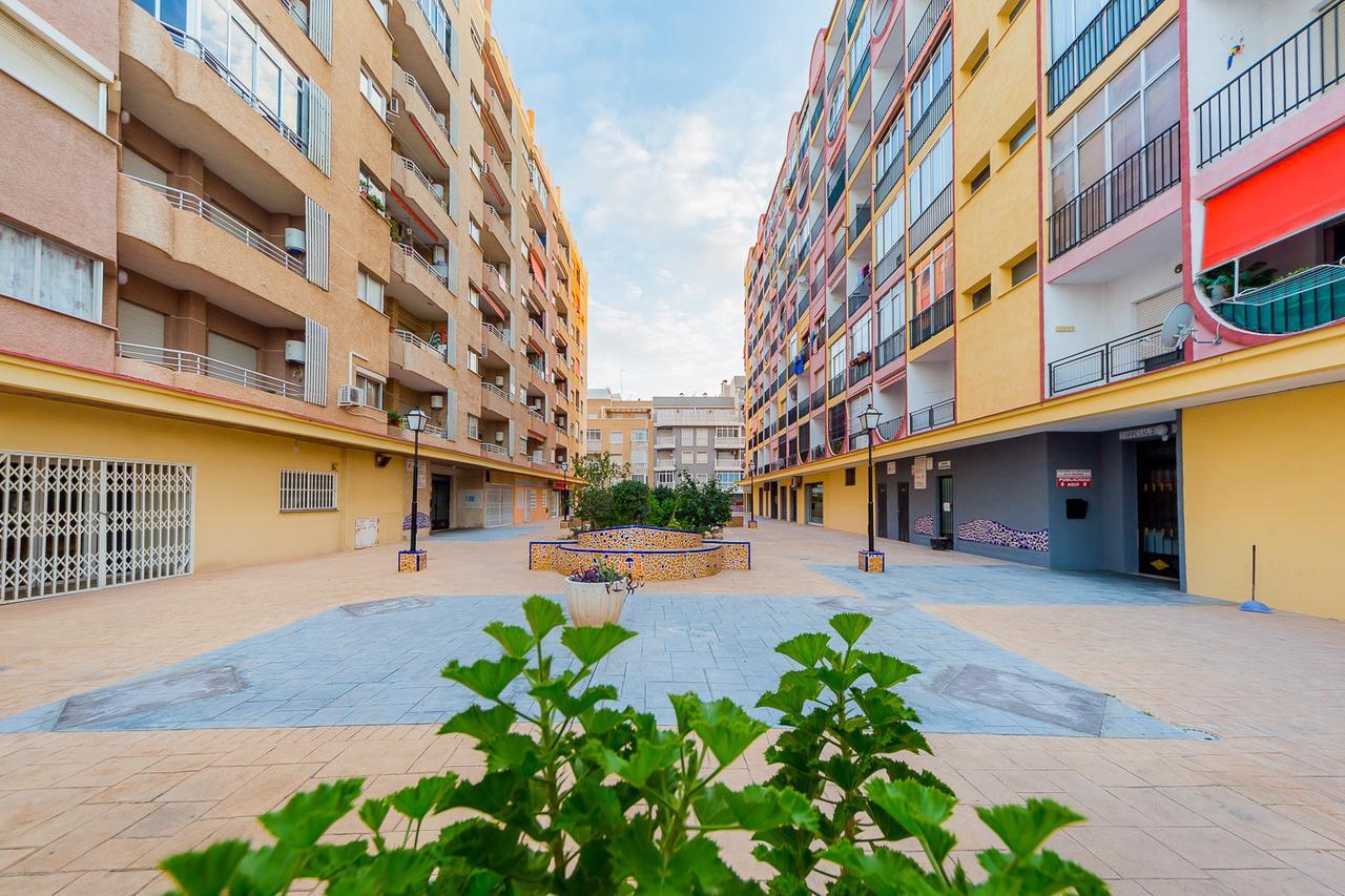 Alegria Id33 Apartment Torrevieja Bagian luar foto
